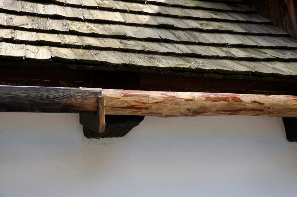 Cost of Wood Gutters Installation in Tulsa